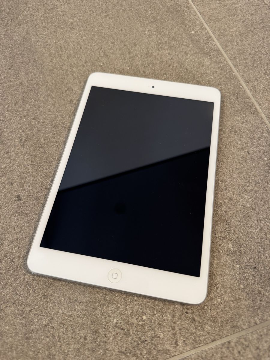 Apple Tablet PC: Apple iPad Mini 2, Wi-Fi Cellular, 128GB – Usato da Zürich venduto da mar_hp69 4