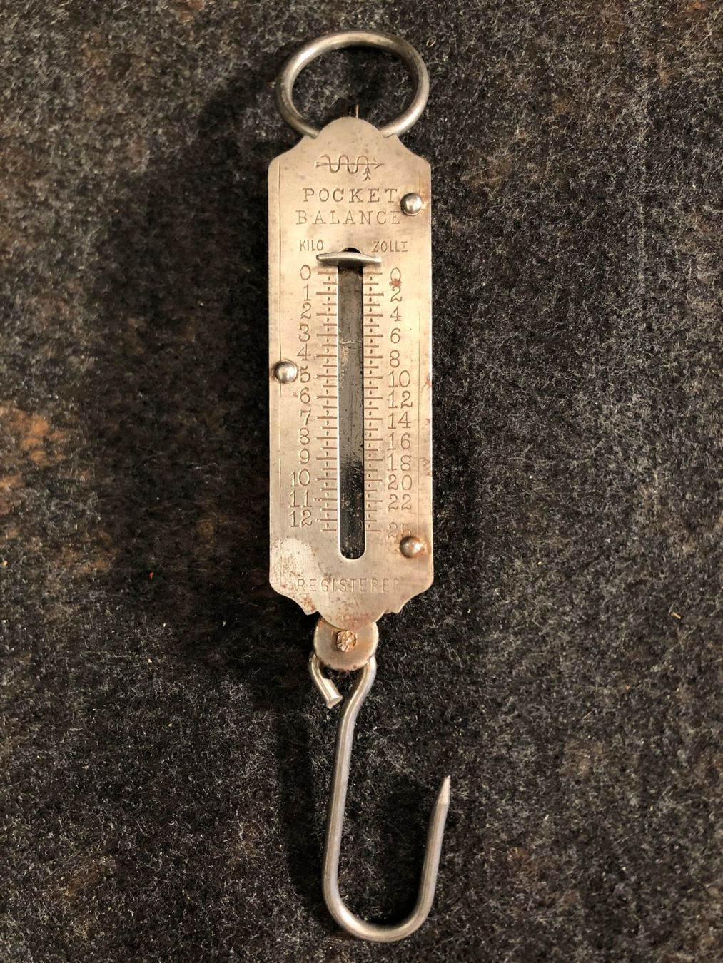 Waagen und Gewichte: Vintage pocket balance. – Gebraucht aus Saignelégier von Dubois_Vintage