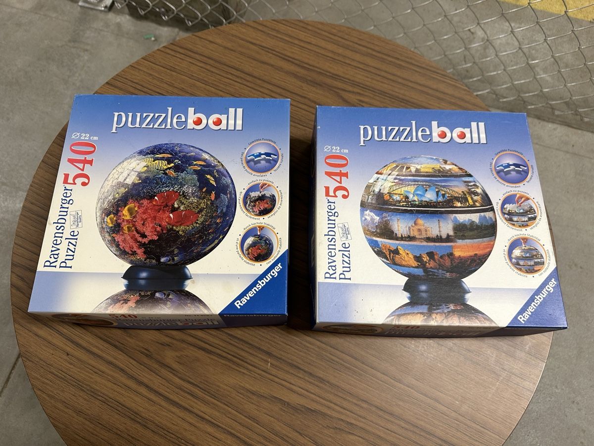 Ravensburger Puzzles: 2x Puzzle- Ball- Erdkugel Ravensburger – Gebraucht aus Bolligen von Astrophysiker06