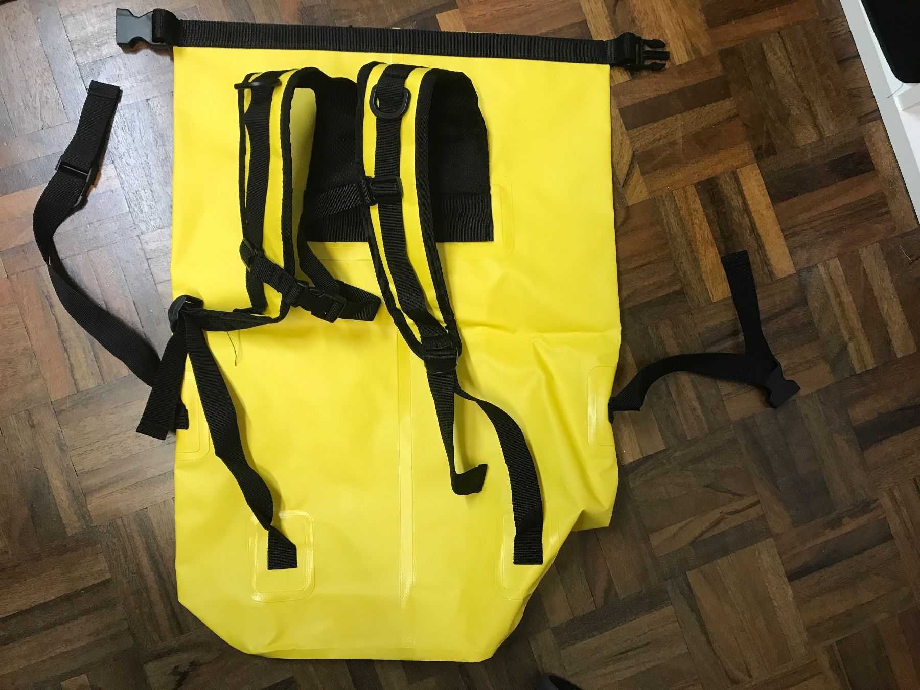 Taschen: Dry Bag Neu in gelb – Neu (gemäss Beschreibung) aus St. Margrethen SG von kellenbh 1
