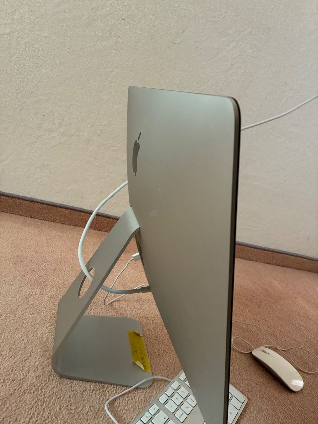 Apple PC: Apple iMac Computer mit Tastatur neuwertig – Usato da Unterägeri venduto da Phil5 2