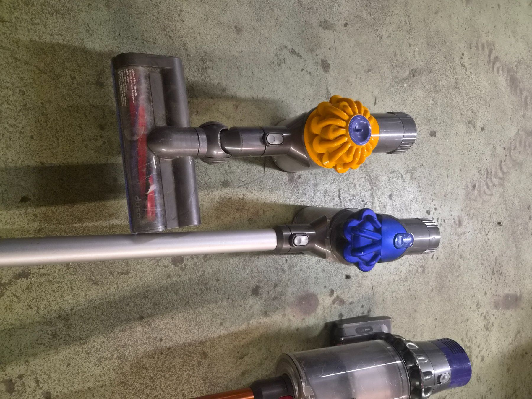 Dyson Aspirateurs & Accessoires: Aspirateur dyson – Défectueux à Conthey par greenday85 2