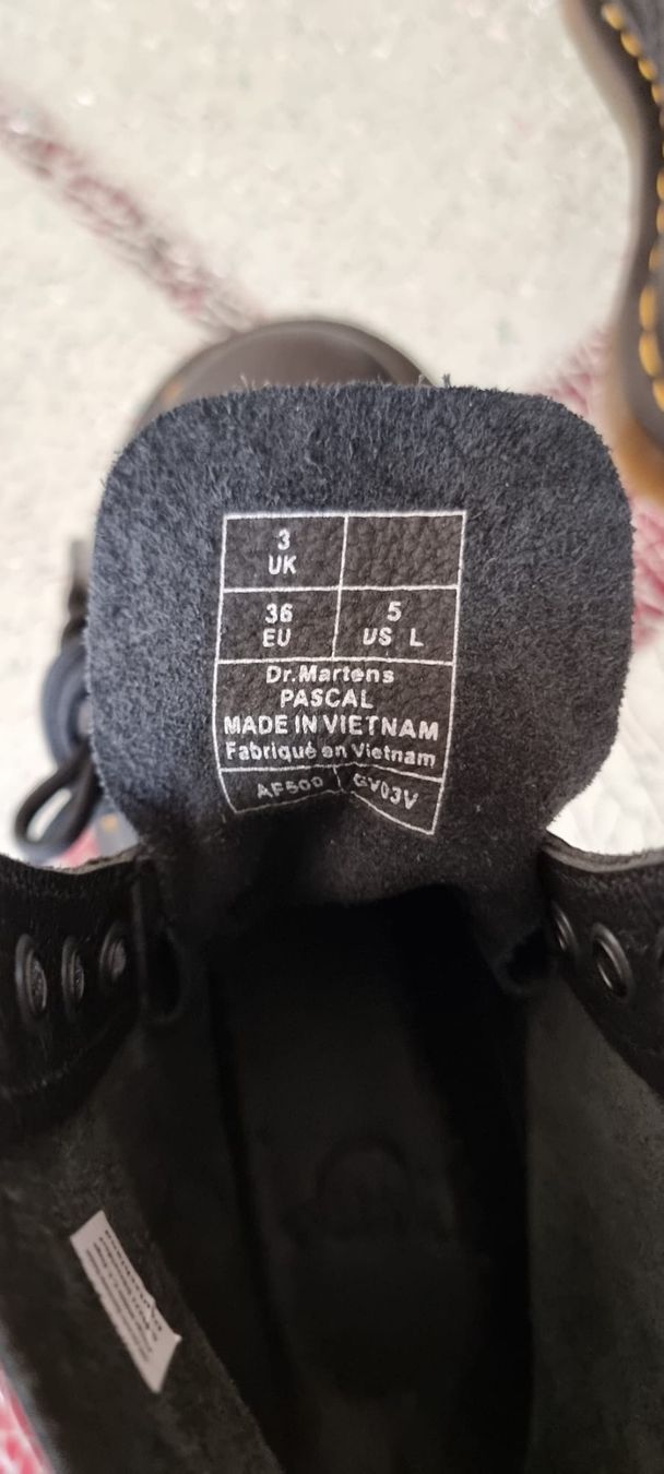 Dr. Martens Damenschuhe: Dr. Martens Gr. 36 – Neu und originalverpackt aus Luzern von Reni025 7