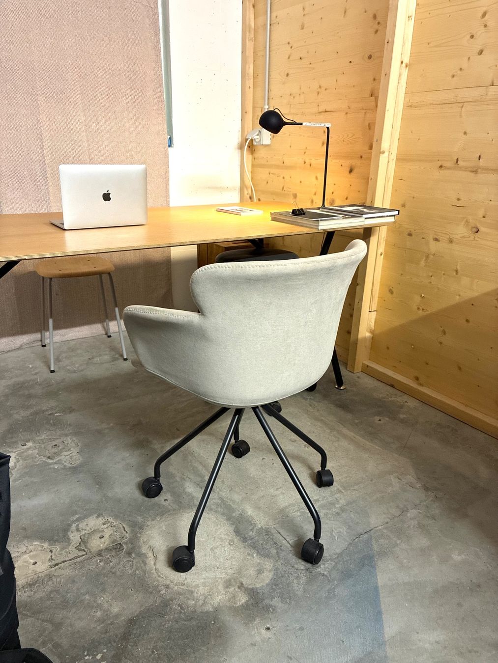 Pfister Chaises: Bürostuhl Pfister – D'occasion à Fribourg par waves55 1
