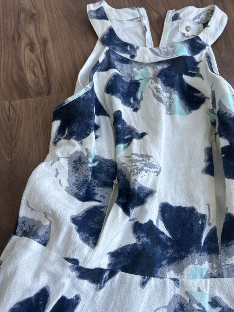 Kleider: Still- Kleid size M  – Neu (gemäss Beschreibung) aus Seuzach von jess3983 1