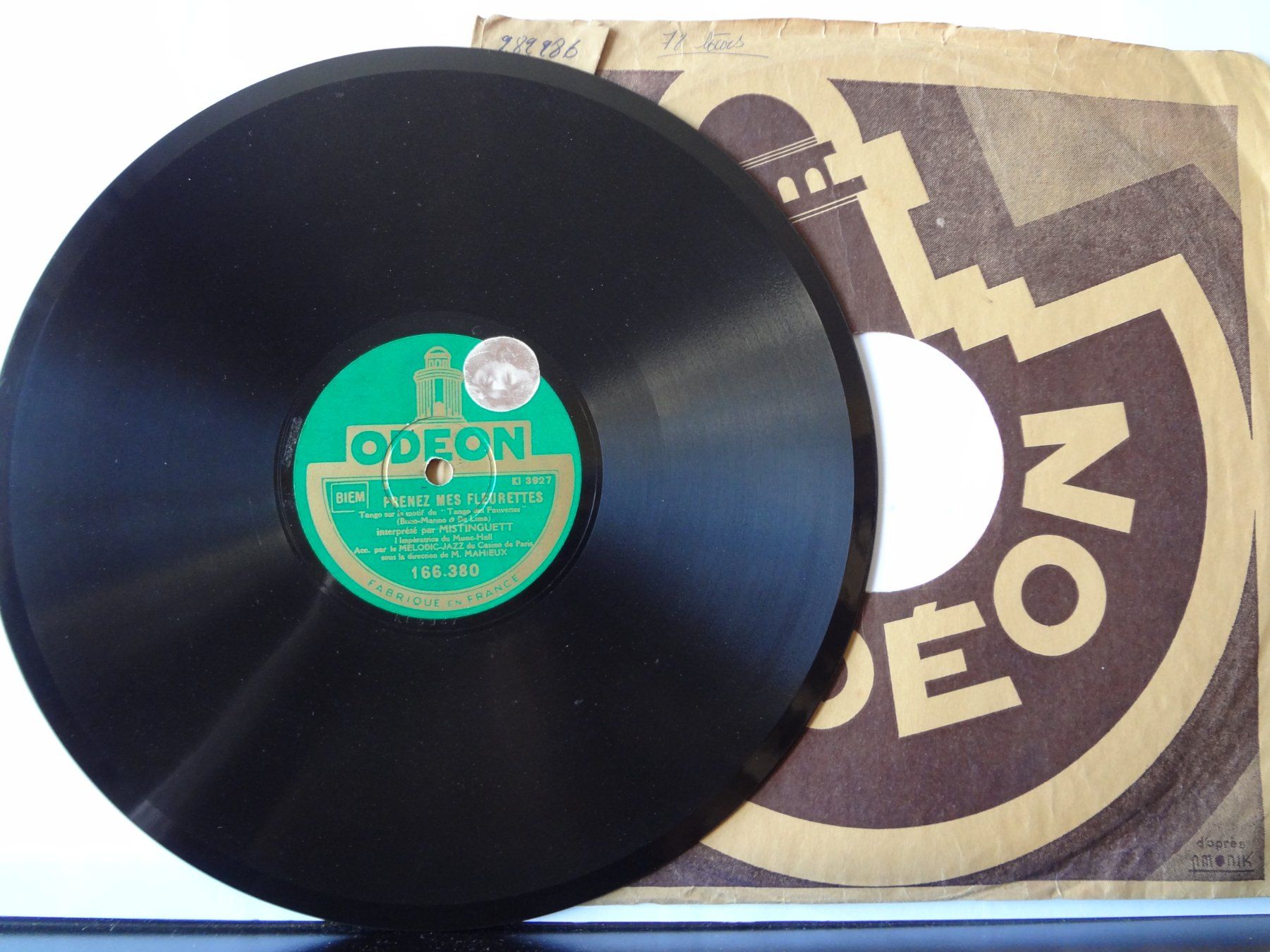 Vinyles: Disque 78 tours Odéon aiguille de Mistinguett - 166.380 – D'occasion à Aigle par Robflac55 2