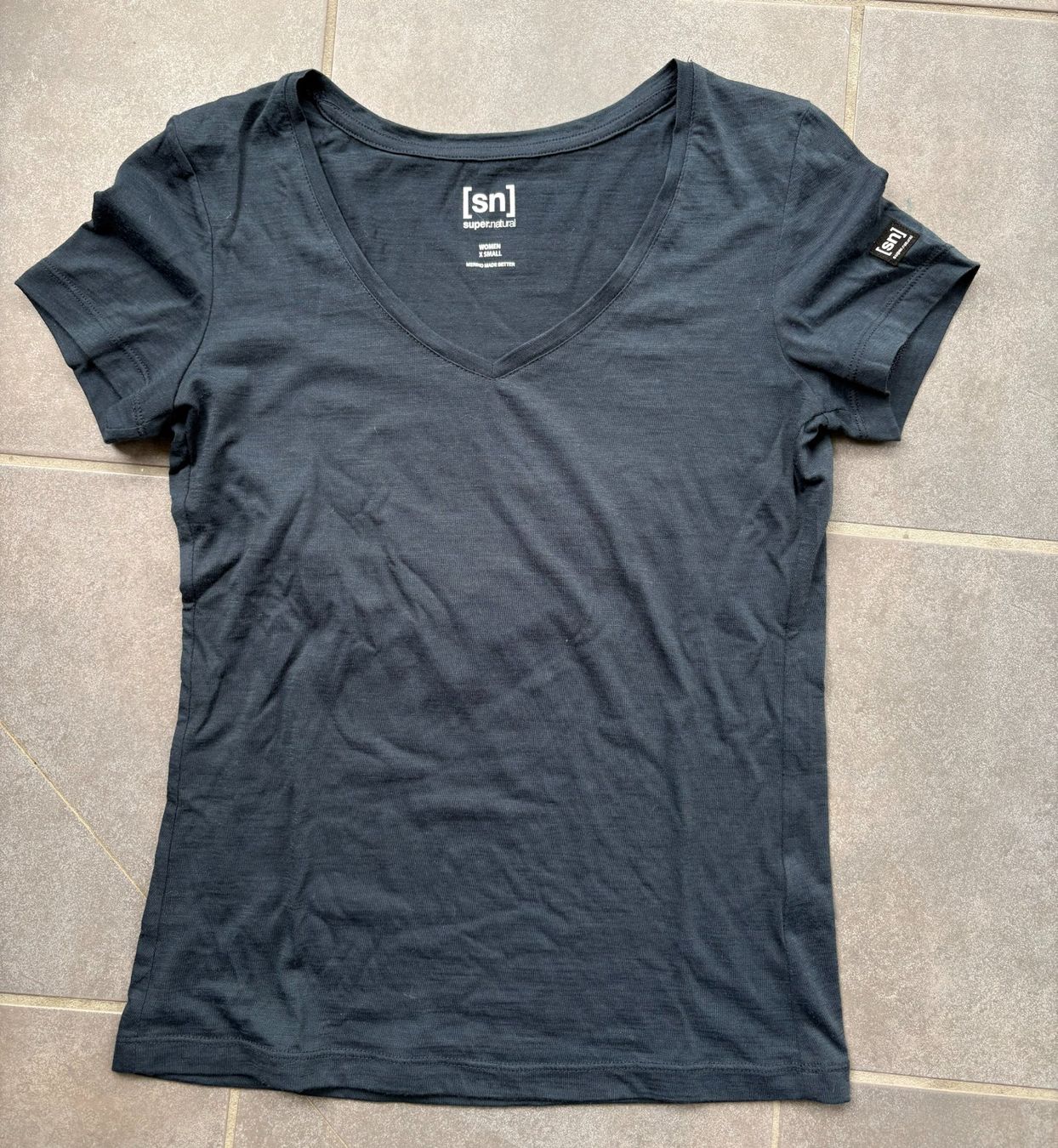 T-shirts: T-Shirt super natural XS – D'occasion à Frauenfeld par Nezadim