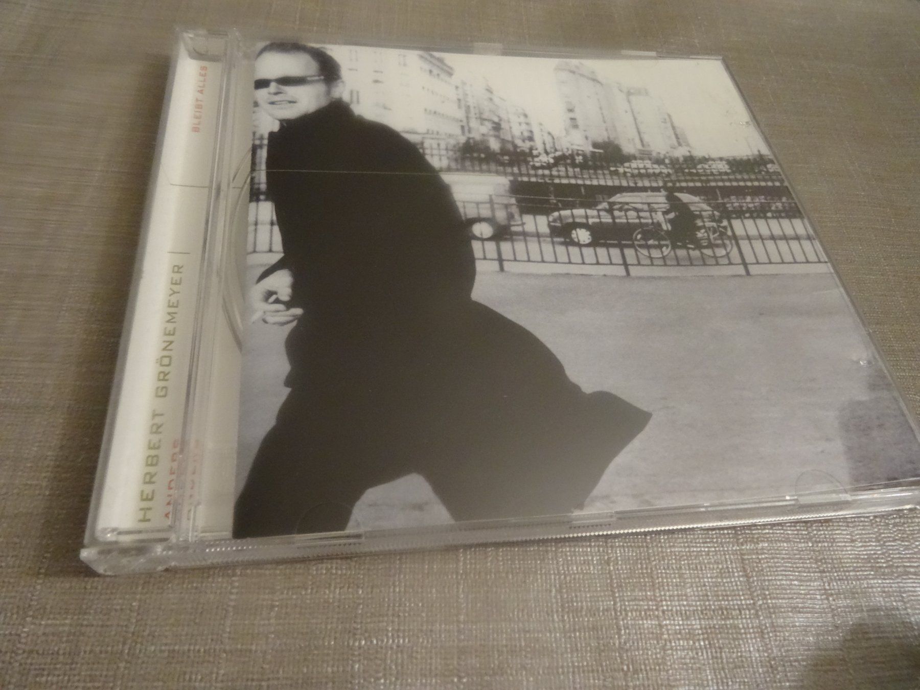 CDs: Herbert Grönemeyer - Bleibt Alles Anders - CD v – Gebraucht aus Olten von Disc-Ausverkauf