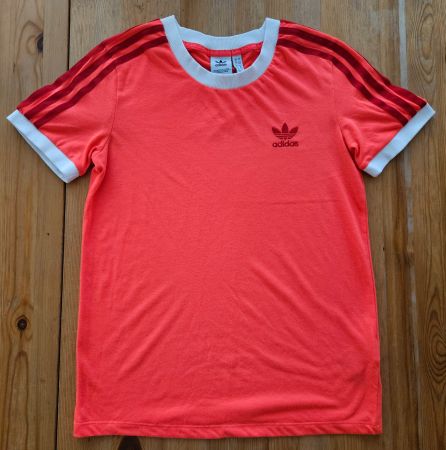 T-Shirt adidas leuchtrot Grösse S Shirt retro/vintage look