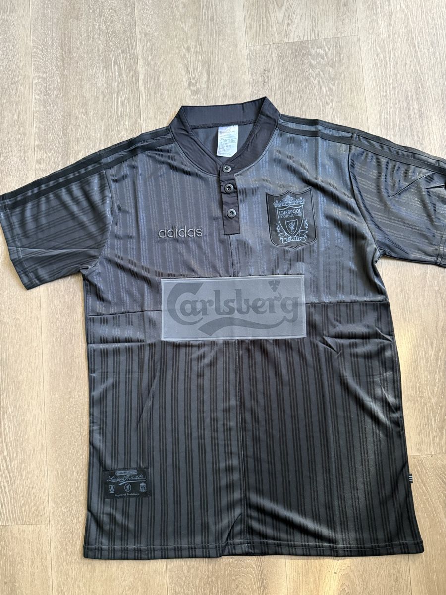 Adidas Canottiere & Pantaloni: FC Liverpool 1995/96 L – Nuovo (secondo la descrizione) da Winterthur venduto da Imro84