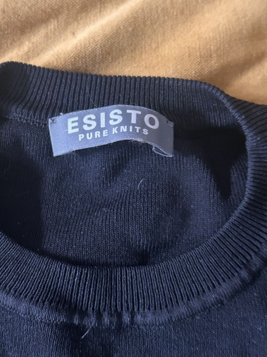 Maglioni & Felpe: Schwarzer Esisto Pullover, Grösse M, Top Zustand! – Usato da Bern venduto da FreitagsSachen22 1