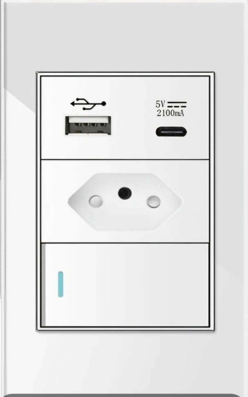 Fiches d'alim.: Steckdose mit USB-A/C und Schalter neu – Neuf avec emballage d'origine à winterthur par cantanhede01