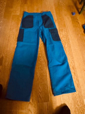 Hose für Kinder, Grösse 152, Ideal für Handwerk und Wald