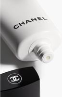 Chanel La Mousse Camellia Cleansing Cream-To-Foam