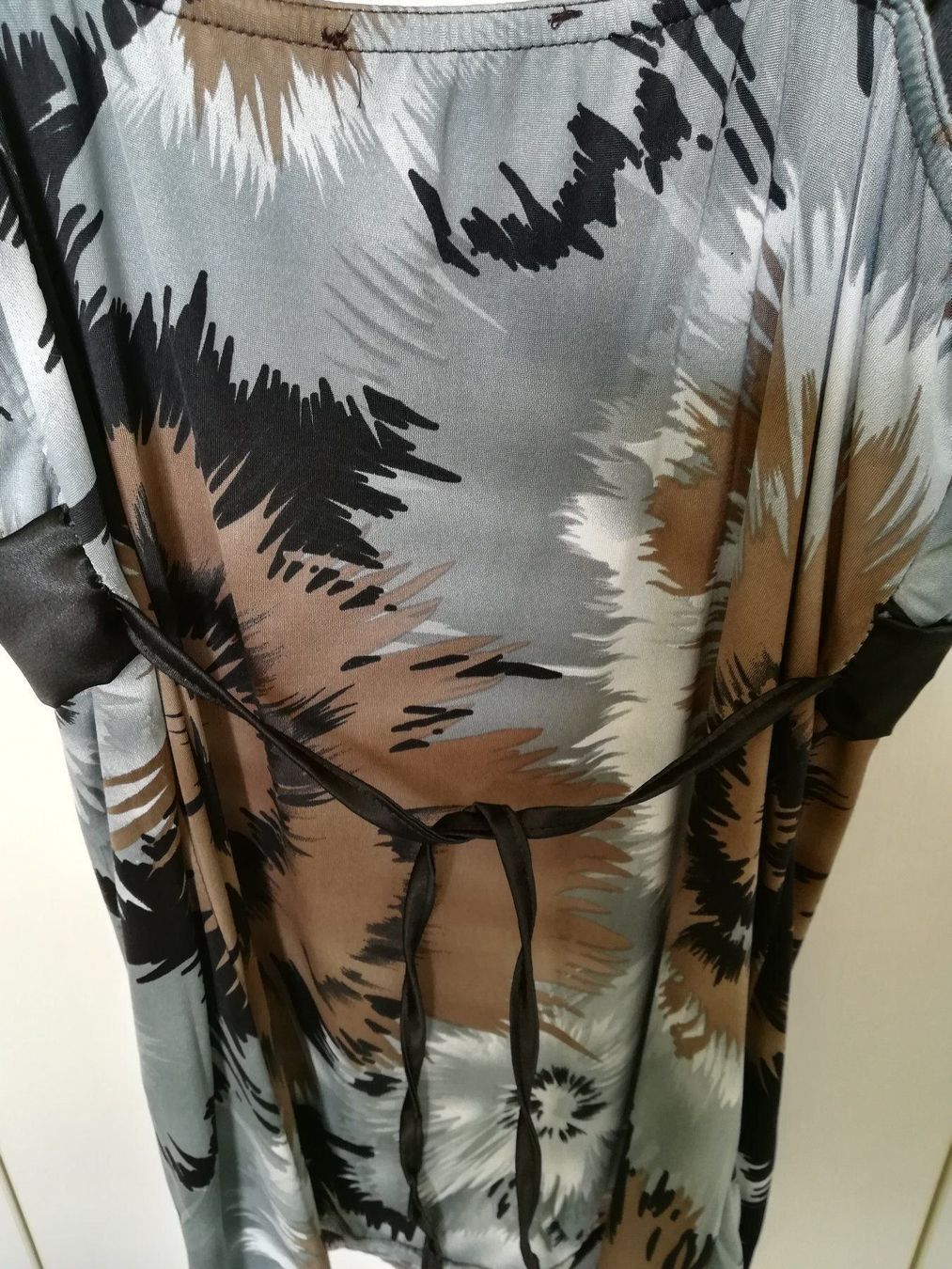 Top: Top – Nuovo (secondo la descrizione) da Embrach venduto da Baronessa76 3