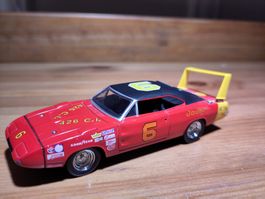 Modellauto Dodge Charger Daytona