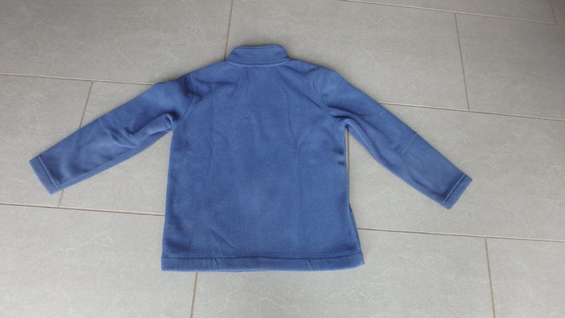 Maglioni & Felpe: Faserpelz Pulli Gr 116/122 – Usato da Riehen venduto da India13 2