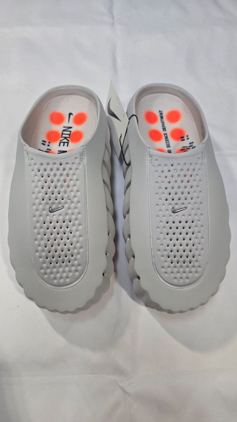 Nike Herrenschuhe: Nike Mind 001 Slide Light Smoke Grey Gr. 45 "NEU" – Neu und originalverpackt aus Löhningen von Sanmyk 2