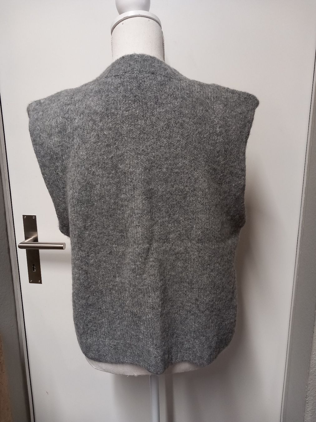 Opus Maglioni & Felpe: OPUS Pullunder mit Mohair, Gr.38, grau, top Zustand – Usato da Gwatt (Thun) venduto da umwelt-brocki 1
