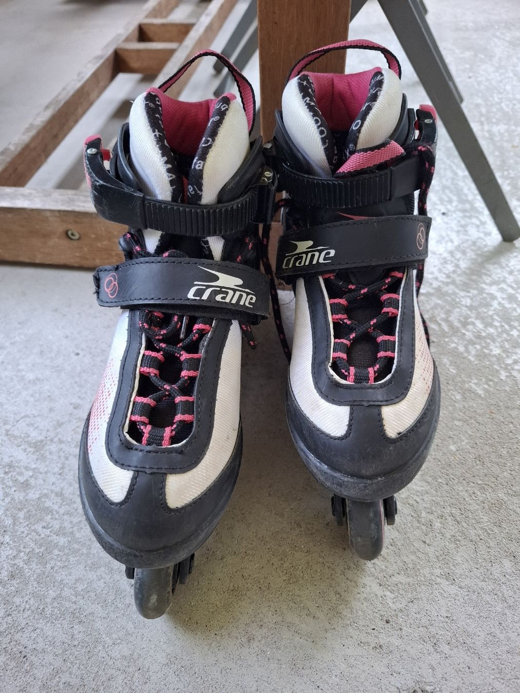 Pattini in linea & Pattini a rotelle: Inlineskates, Rollerblades, verstellbar Gr. 29-32 – Usato da Wabern venduto da jeroalila