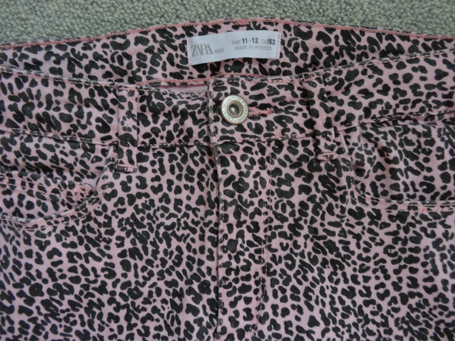 Zara Pantaloni: ZARA Hose Gr 152 – Usato da Rekingen AG venduto da nederland1 1