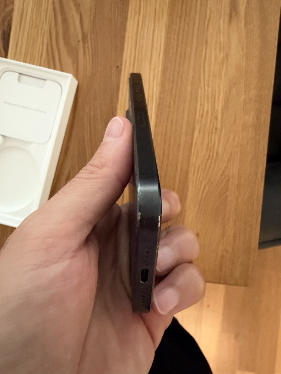 Apple Handys / Smartphones: Apple iPhone 15 Pro Schwarz – Gebraucht aus Zürich von cla_xr5c 2
