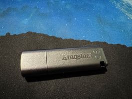 Kingston DataTraveler Locker+ G3 8GB USB Stick