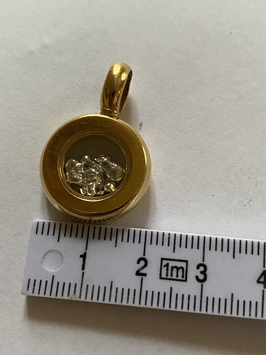Pendentifs: Schöner Anhänger Modeschmuck – D'occasion à Flawil par Naphtali