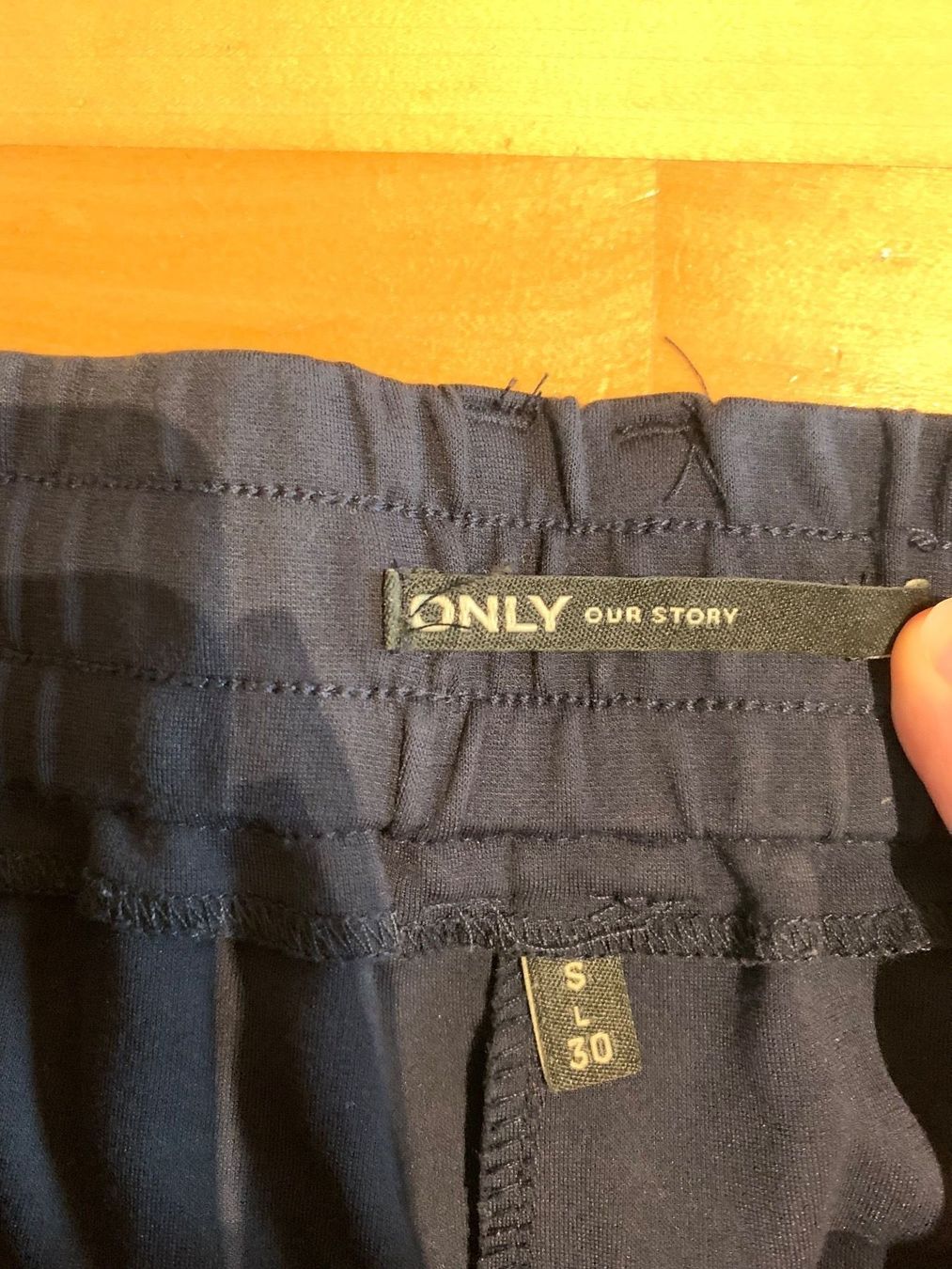 Only Pantaloni: ONLY Stoffhose blau – Usato da Maisprach venduto da jokoundklaas 4