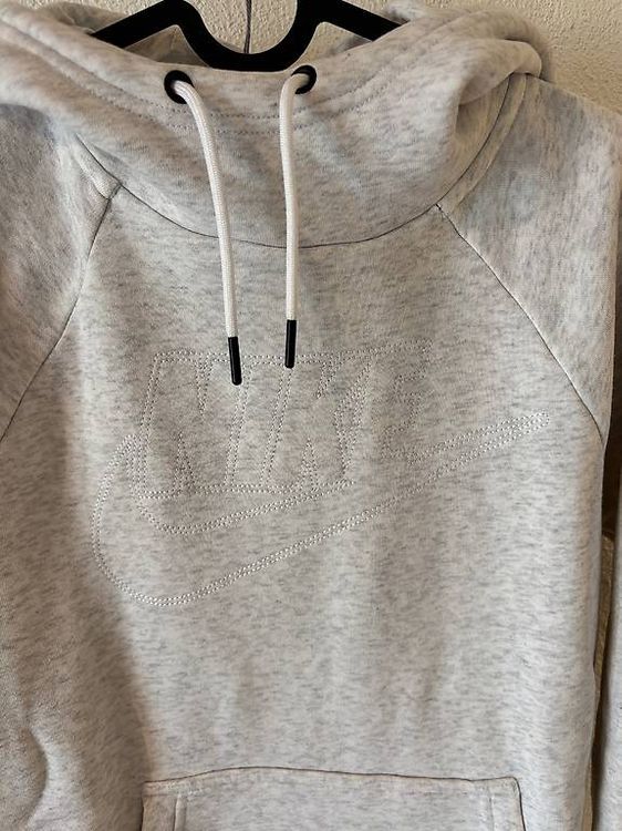 Pulls & Sweat-shirts: Nike Hoodie - Grösse M – D'occasion à Valbella par stfnigbsr 2