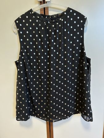 S.Oliver Bluse ärmellos - schwarz mit silbernen Tupfen - 44