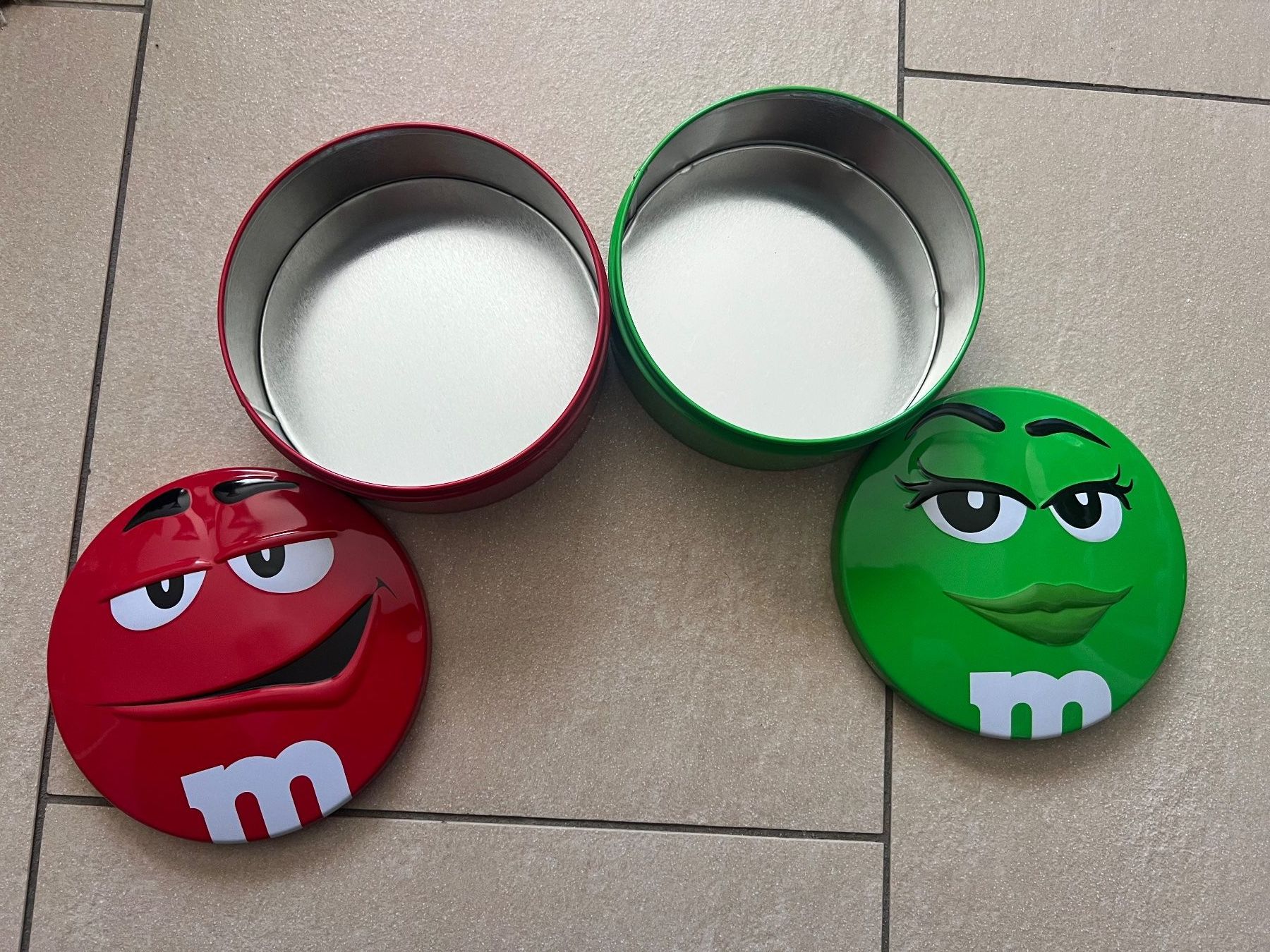 Contenitori & Simili: 2 M&M's Metal box – Usato da witterswil venduto da Bargo 1