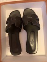 Hermès Oran Sandalen; Schwarz, Grösse 39