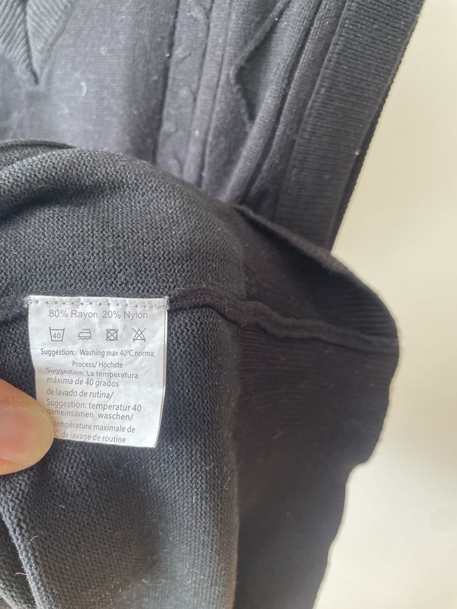 Gilets & Westen: Coofandy Herren Strickweste, Schwarz, Grösse M – Gebraucht aus Basel von lea_d56l 3
