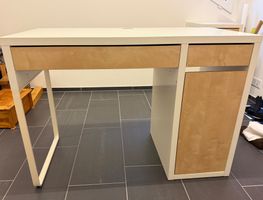 Ikea Schreibtisch