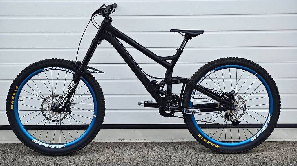 Velos: VTT DH Banshee Legend taille L 27.5'' – Gebraucht aus Montsevelier von Pasc01 4