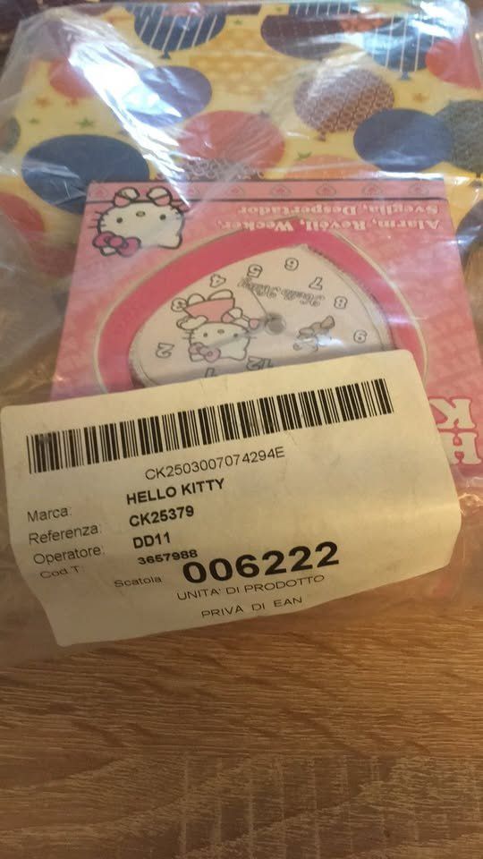 Hello Kitty Scarpe per ragazze: Kinder-Schuhe Grösse 19 mit Hello Kitty Wecker "" NEU "" – Nuovo e nell'imballaggio originale da Fislisbach venduto da Hast1976 1
