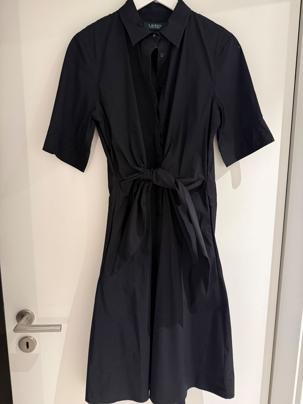 Ralph Lauren Kleider: Robe Ralph Lauren noir – Gebraucht aus Gimel von fan_8tvc