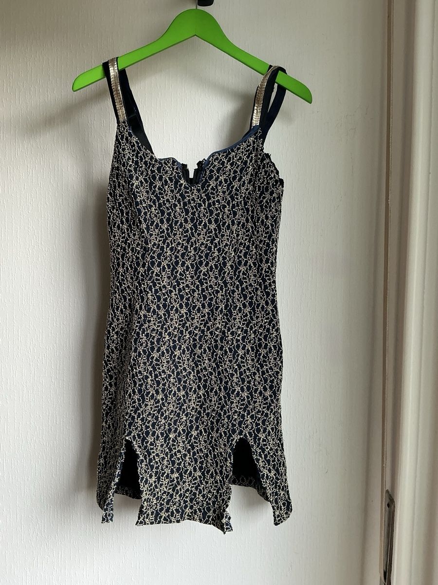 Robes: Robe Unique – D'occasion à Lausanne par nao_trl2 3
