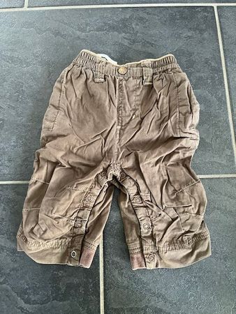 Hose gefüttert, braun, Grösse 68, guter Zustand