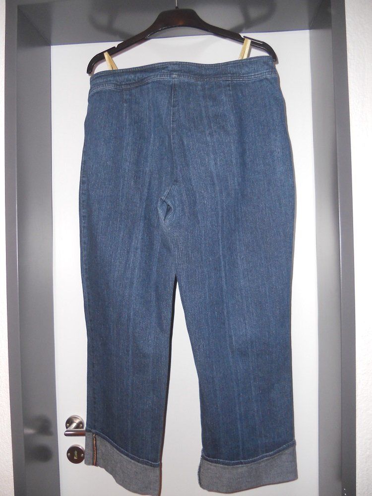 Jeans: Neuw. Jeans-Bermudas - blau - Gr.44 – Nuovo (secondo la descrizione) da Uznach venduto da Laeuffer 1