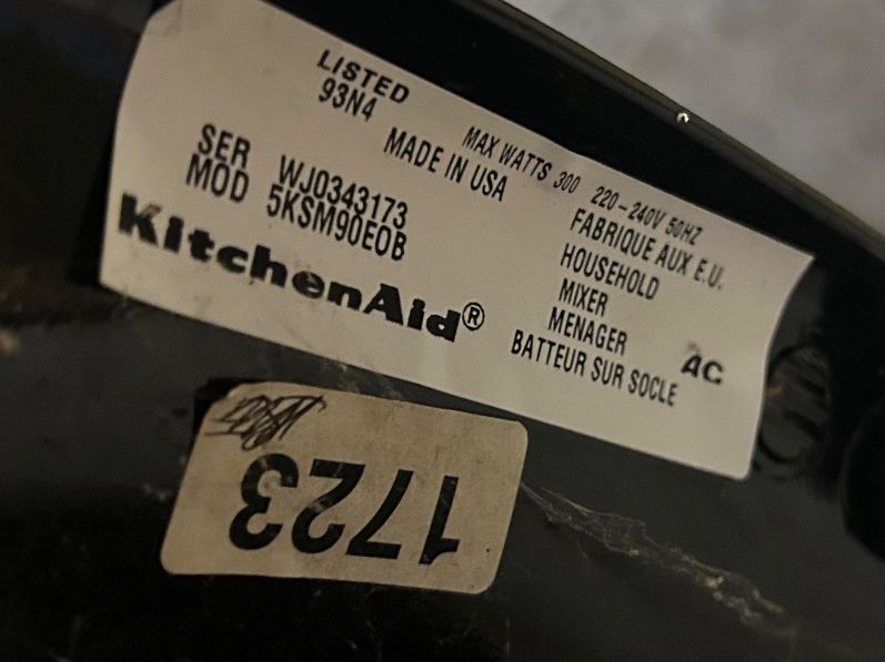 Kitchenaid Appareils de cuisine: KitchenAid Ultra Power Küchenmaschine schwarz – Défectueux à Worben par baumannpascal 1