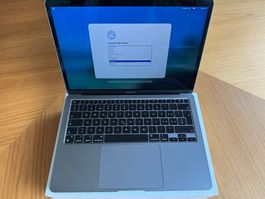 MacBook Air 13" mit M1, 8 GB RAM und 512 GB SSD