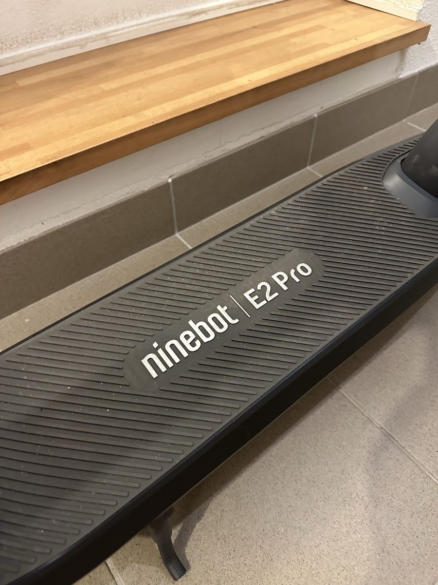 Segway Kickboard: Segway e-scooter Ninebot E2 PRO neu  – D'occasion à Roveredo GR par MPS76 3