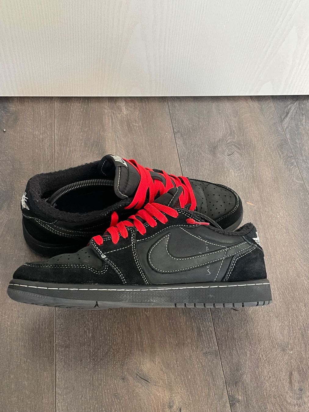 Jordan Herrenschuhe: Jordan 1 Travis Scott – Gebraucht aus Dompierre FR von matmath 5