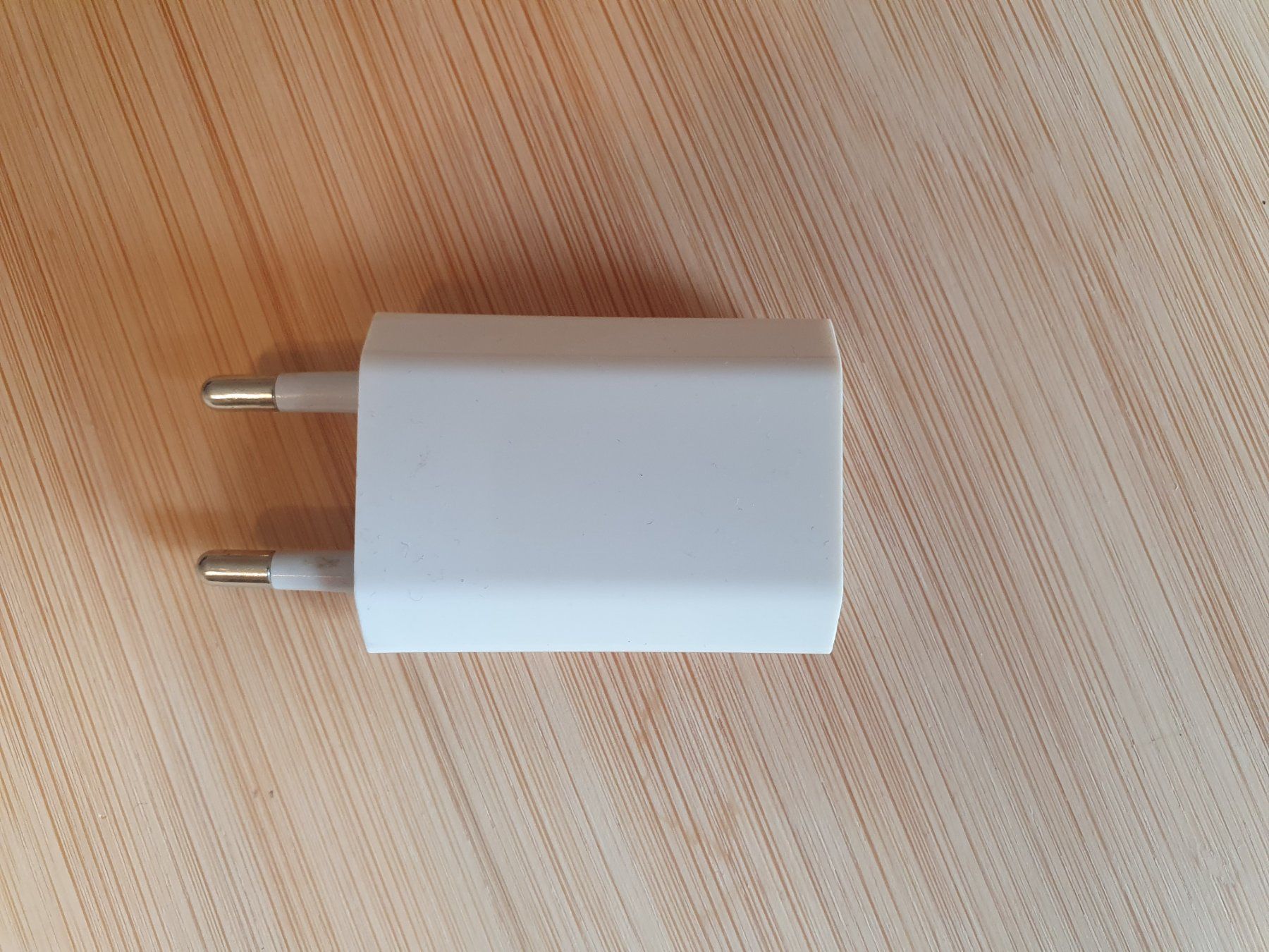 Ladegeräte: Ladeadapter USB – Gebraucht aus Bern von NilsMosi 1