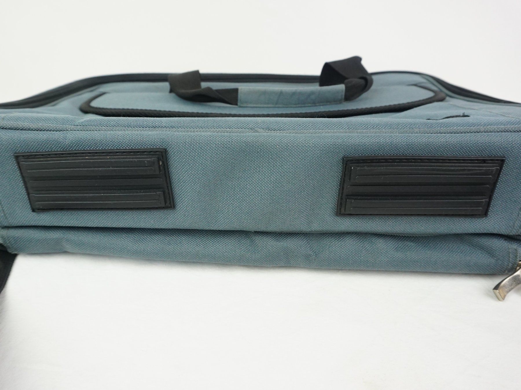 Sacs: Miracle Laptoptasche 19 Zoll – D'occasion à Pratteln par Restwert_Pratteln 4