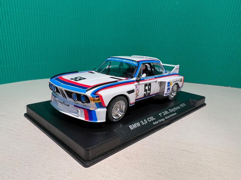 BMW 3.5 CSL «1st. Daytona 1976» M-Design Weiss/Blau - NEU | Kaufen