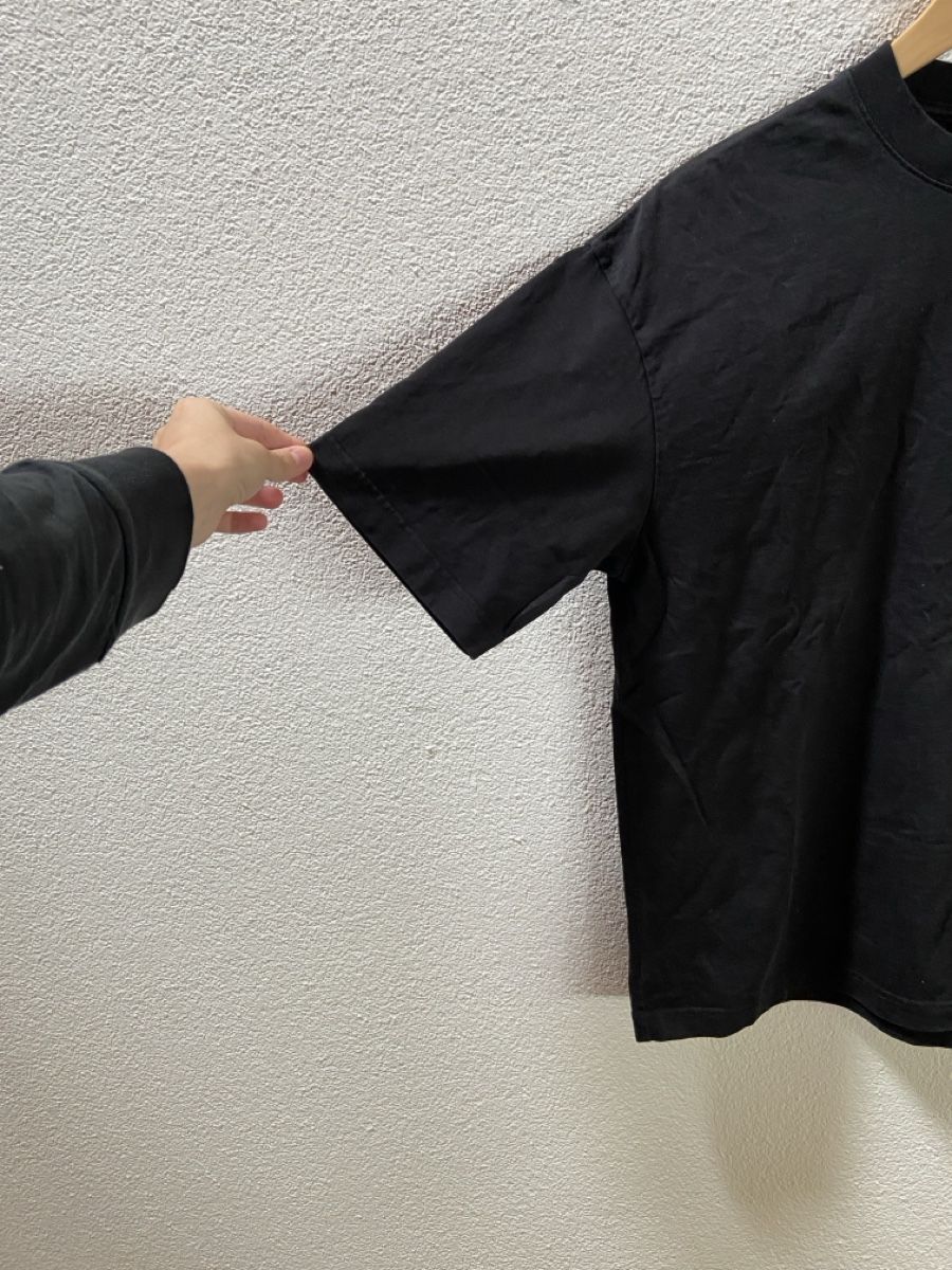 Balenciaga T-shirt: BALENCIAGA Unisex Plain Black Oversized Tshirt – Usato da Münchenstein venduto da B771 4