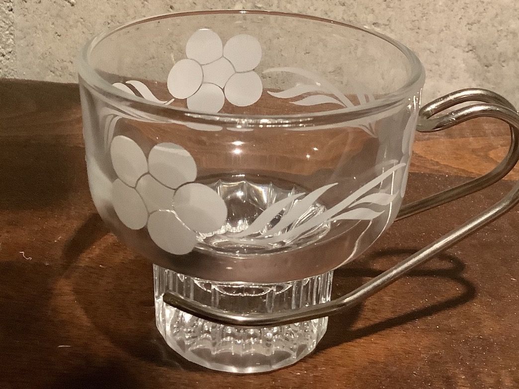 Tazze: 6 Vintage Kaffeetassen aus Glas – Usato da bassersdorf venduto da isabelleb0102